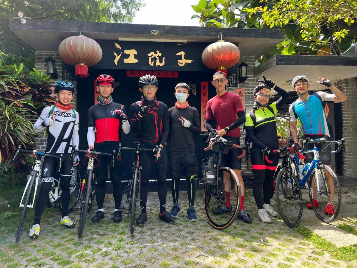 Jiang'S B&B 江院子庭園民宿 Ji'an Eksteriør billede